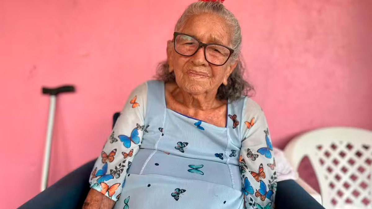 Após 40 anos de luta, mulher de 101 anos consegue aposentadoria em Roraima
