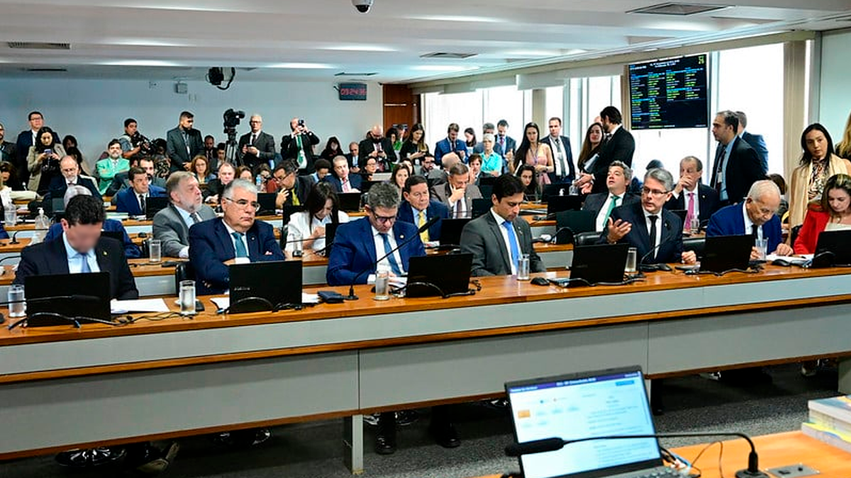 Comissão do Senado aprova isenção de Imposto de Renda para quem ganha até R$ 5 mil
