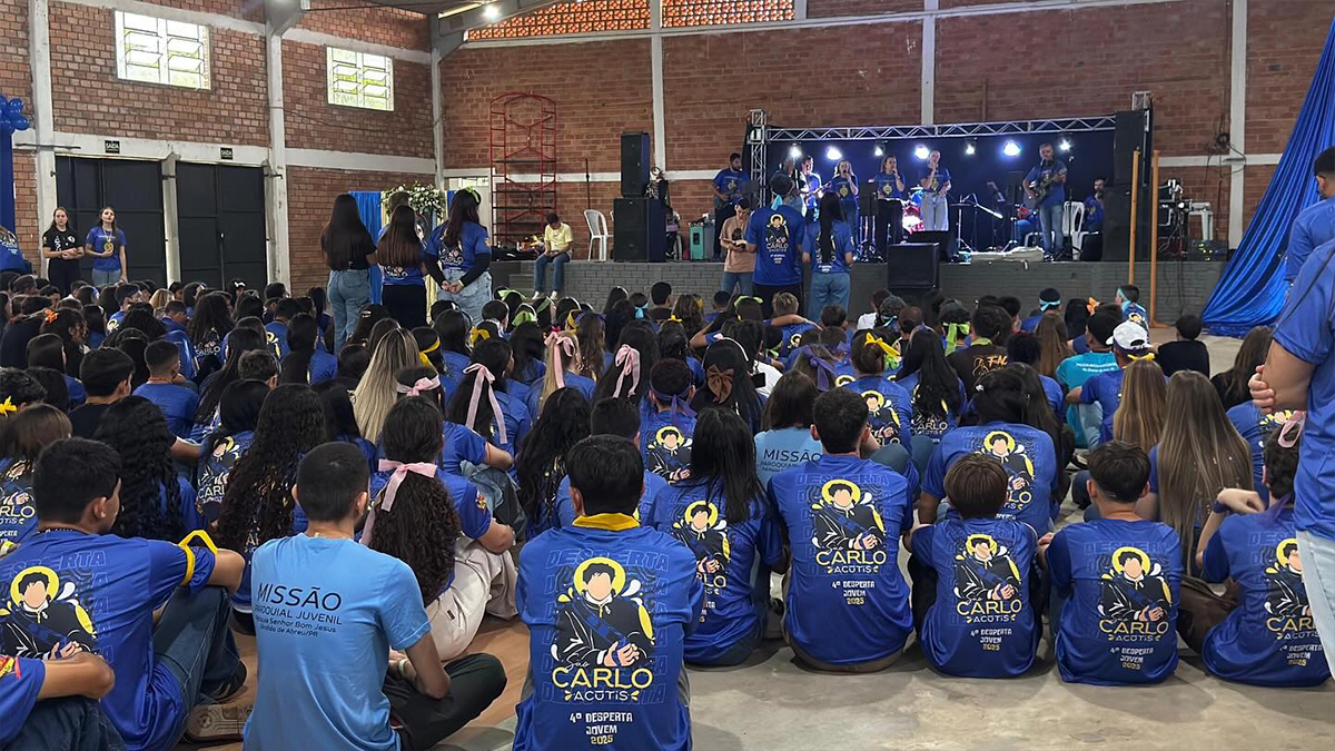4º Desperta Jovem reúne mais de 300 fiéis em Cândido de Abreu