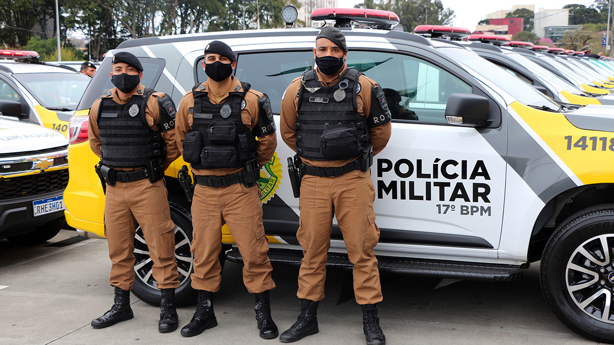 Homem ameaça casal com faca durante velório em Lidianópolis