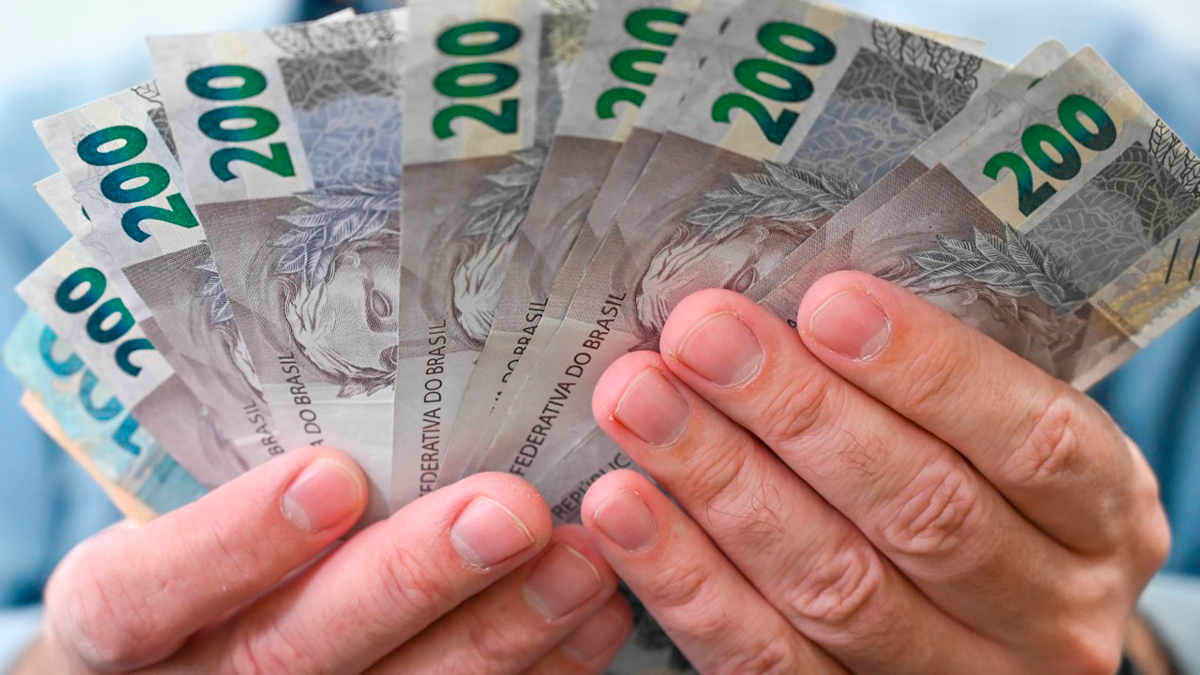 Golpistas fazem empréstimos em nome de idoso após ligação falsa em Rosário do Ivaí