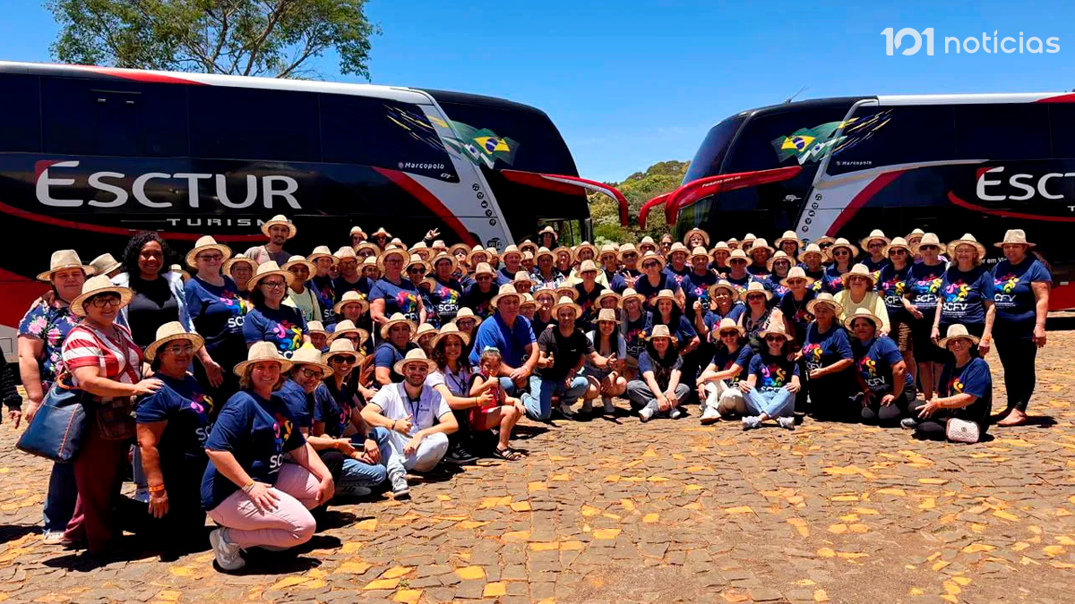 Prefeitura de Manoel Ribas leva 110 mulheres da terceira idade para viagem a resort em Francisco Beltrão