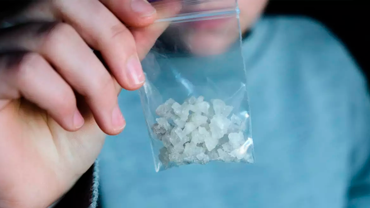 Casal de Cândido de Abreu é flagrado com crack em abordagem policial em Ivaiporã