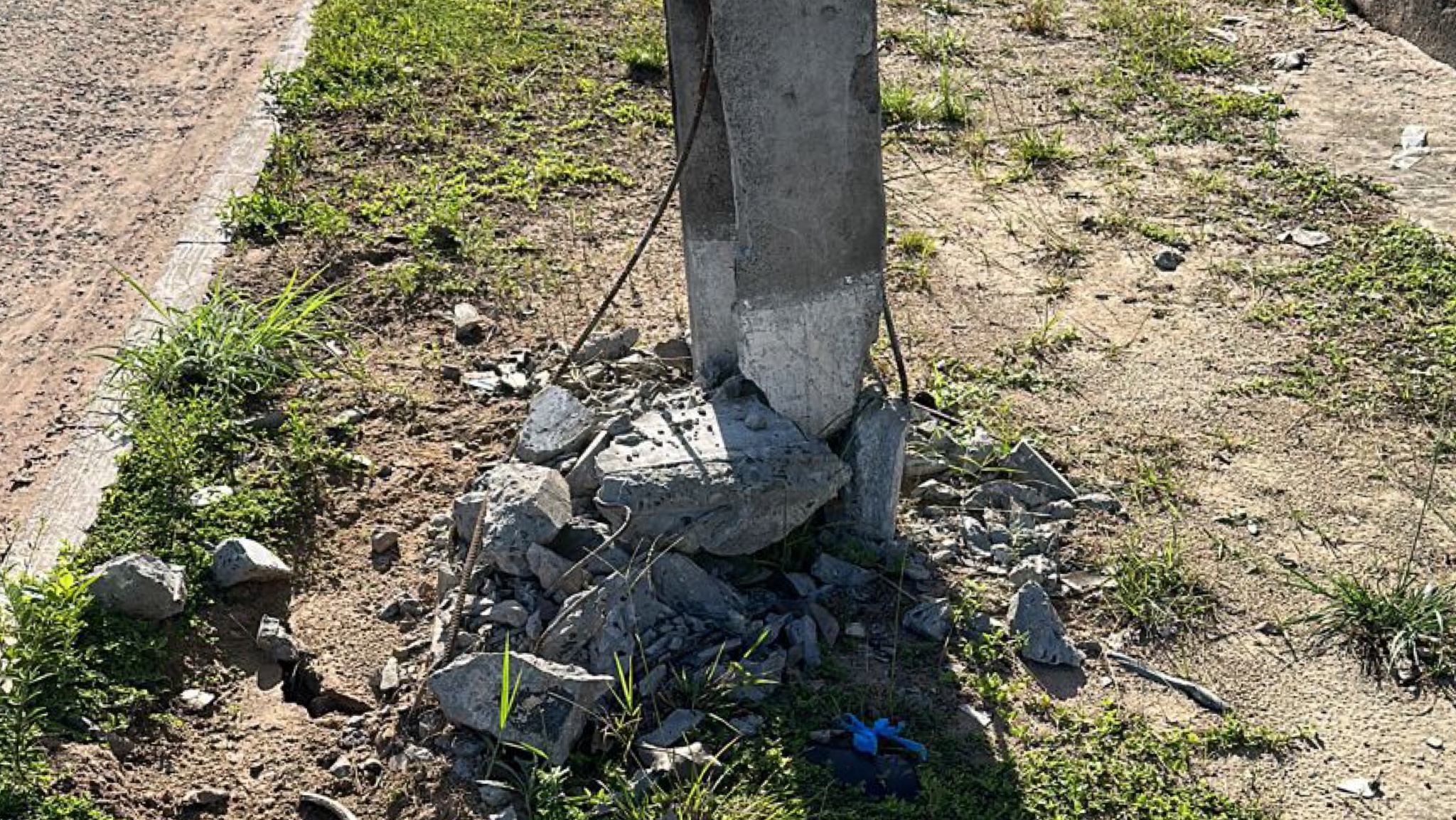 Motorista embriagada colide contra poste e acaba detida em Ivaiporã