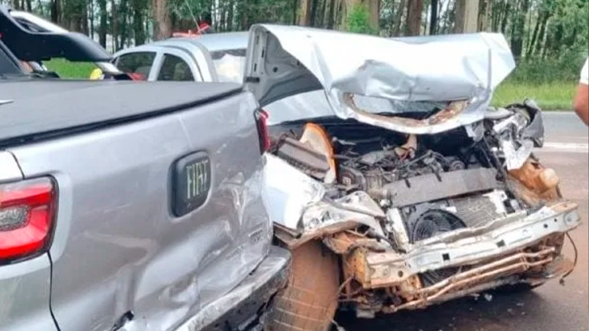 Família de Ivaiporã se envolve em engavetamento com sete veículos no Contorno Sul de Curitiba