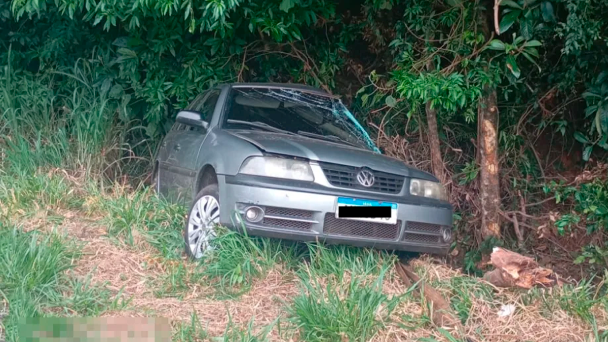 Ford Cargo de Ivaiporã se envolve em acidente entre Manoel Ribas e Cândido de Abreu
