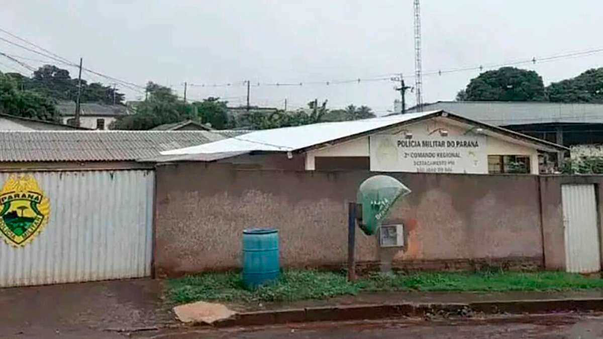 Neto embriagado causa transtornos e danos na casa da avó em Godoy Moreira