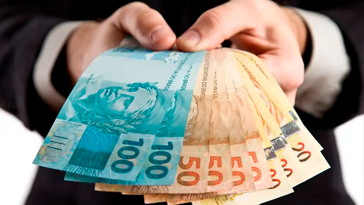 Governo Federal propõe salário mínimo de R$ 1.717 para 2027 no Projeto da Lei de Diretrizes Orçamentárias
