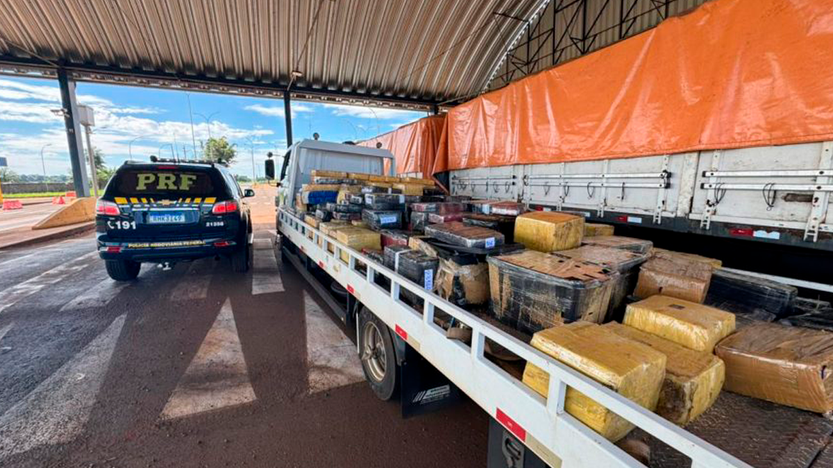 PRF apreende na fronteira quase 4 toneladas de maconha que seguiam para o Porto de Paranaguá