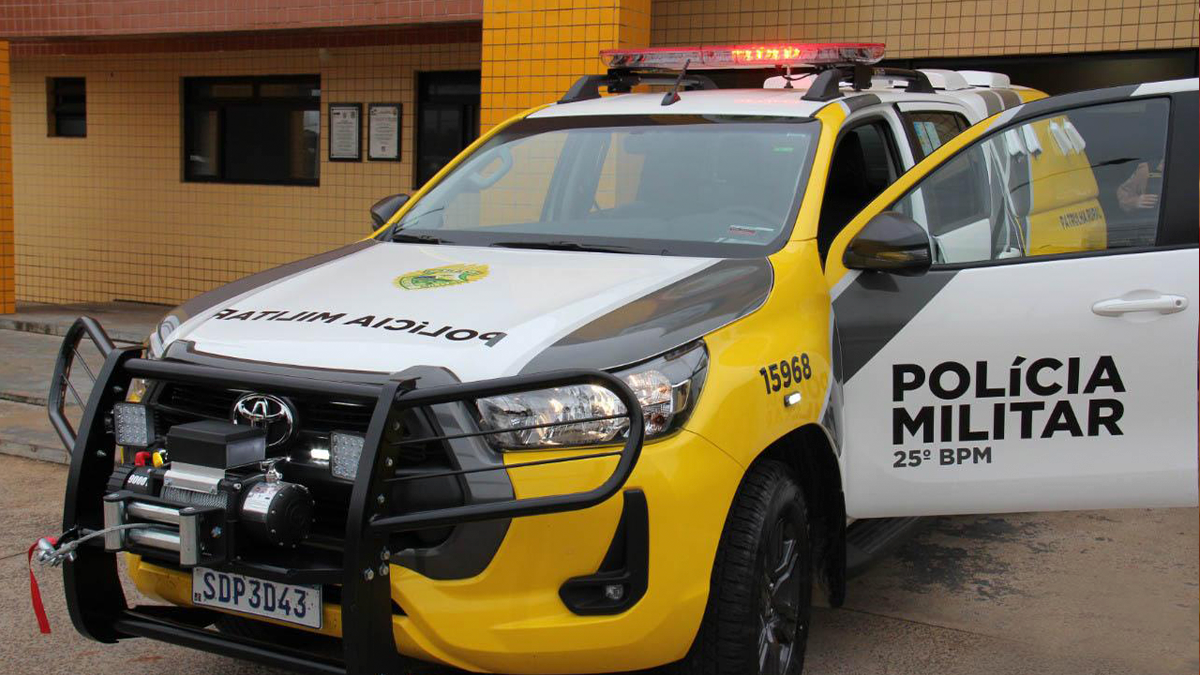 Portão de órgão público é encontrado danificado na área central de Ivaiporã