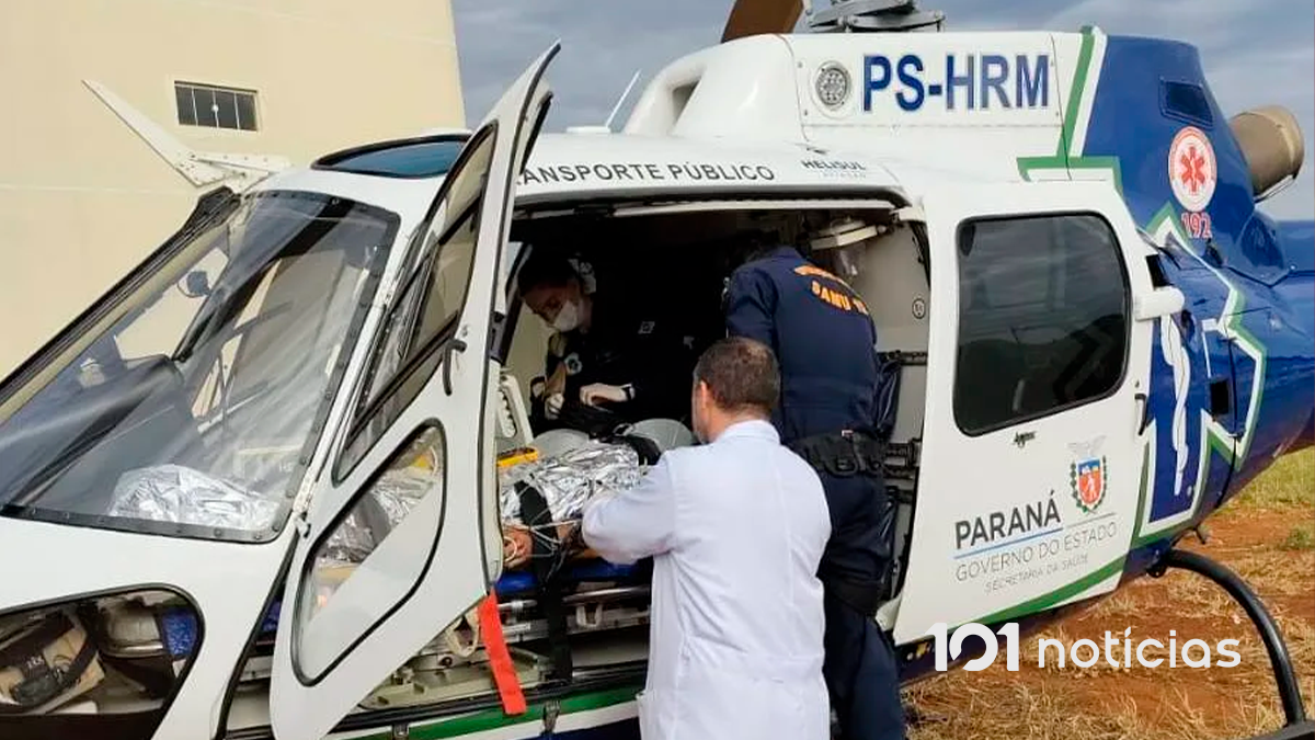 Grave acidente entre carro e moto mobiliza helicóptero de resgate em Mauá da Serra