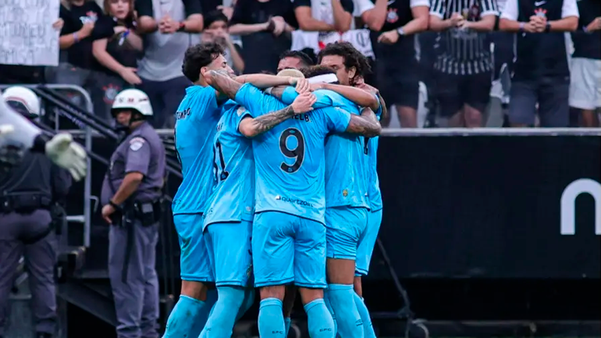 Santos vence Corinthians na Neo Química Arena e ganha fôlego no Brasileirão