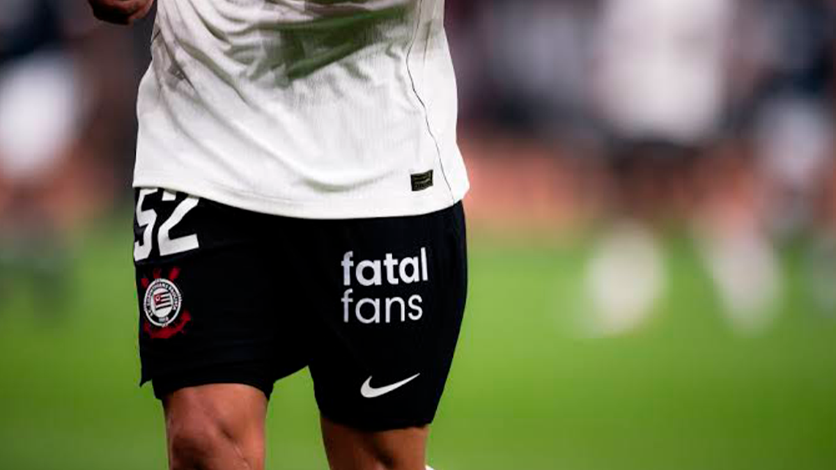 Justiça determina suspensão da divulgação de patrocinador de conteúdo adulto no Corinthians