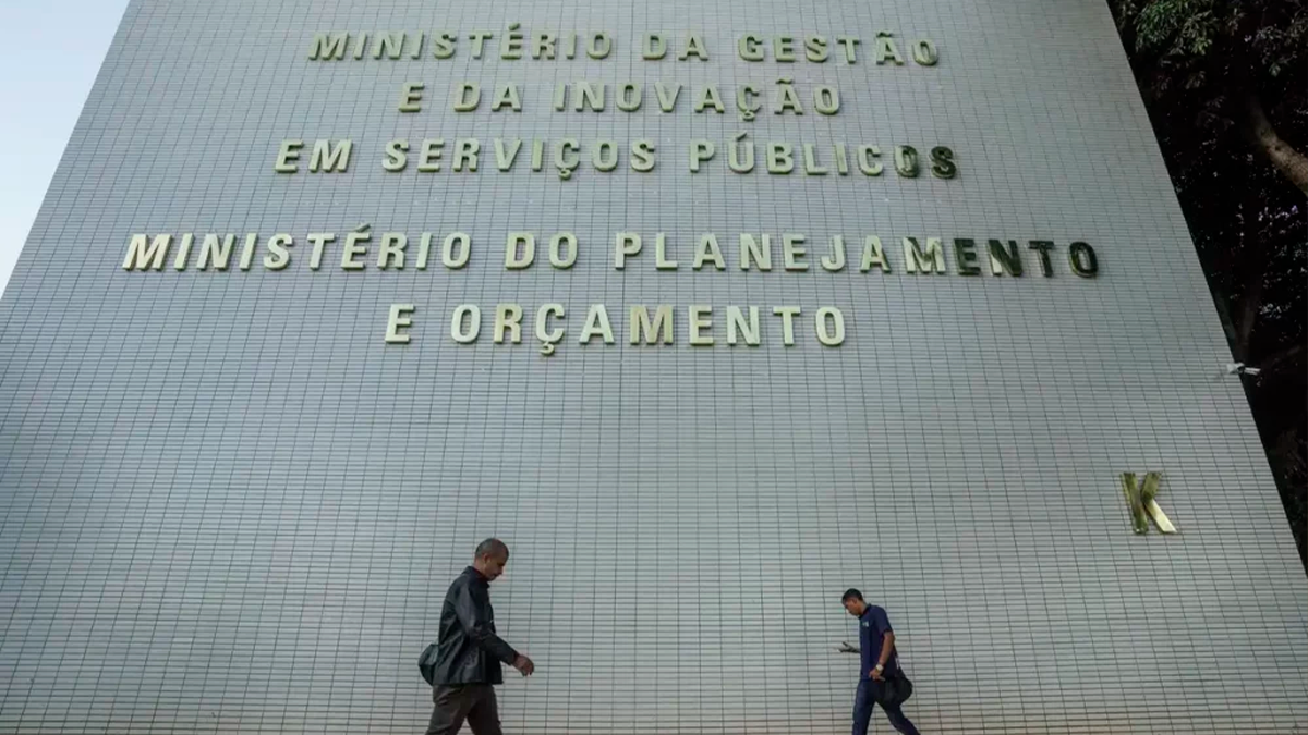 Governo projeta realocar R$ 20 bilhões no Orçamento de 2027 para abrigar medidas de estímulo econômico